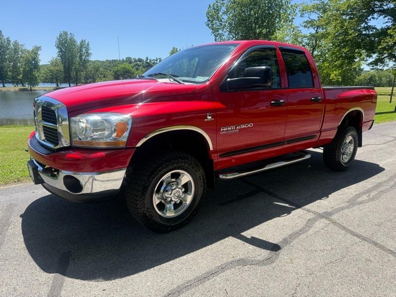 Dodge Ram 2500 SLT Quad Cab 4WD 2006