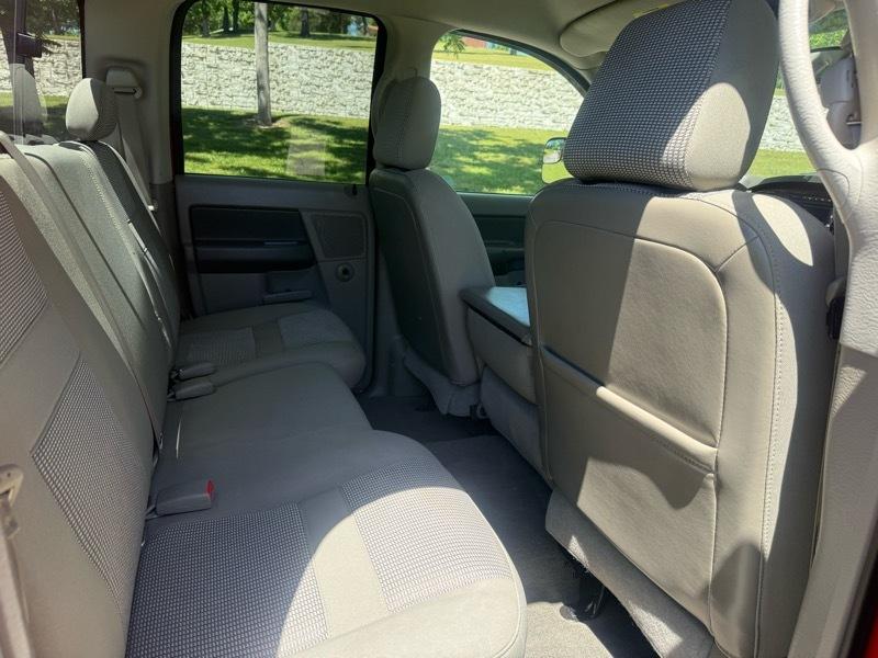 Dodge Ram 2500 SLT Quad Cab 4WD 2006