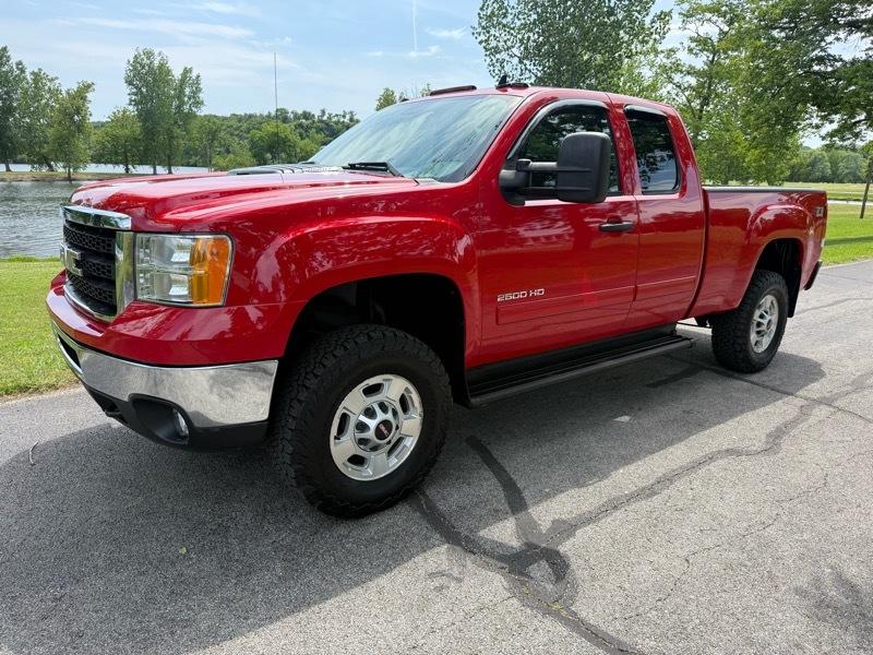 GMC Sierra 2500HD SLE Ext. Cab 4WD 2011