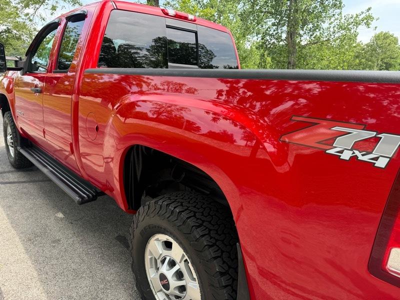 GMC Sierra 2500HD SLE Ext. Cab 4WD 2011