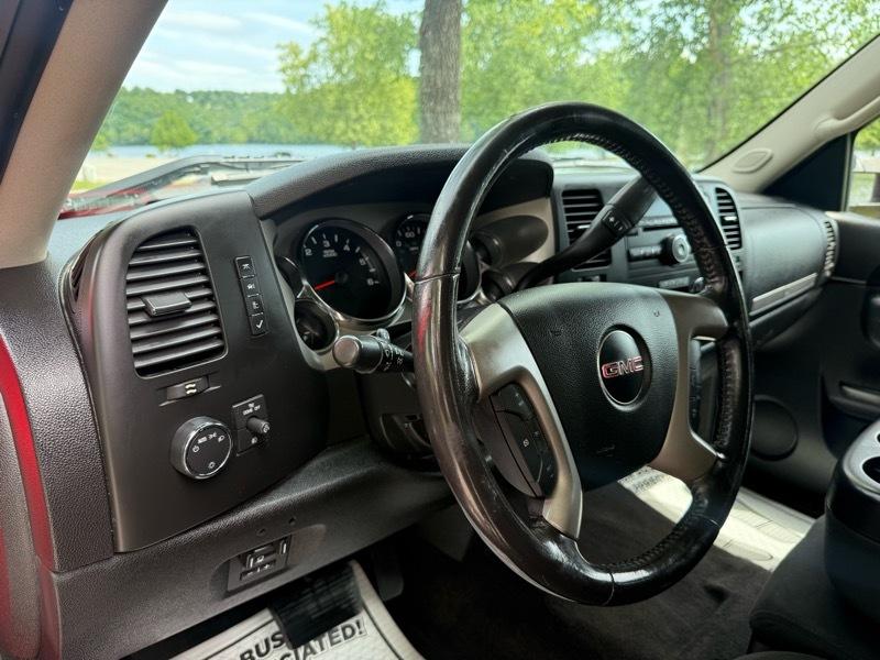 GMC Sierra 2500HD SLE Ext. Cab 4WD 2011