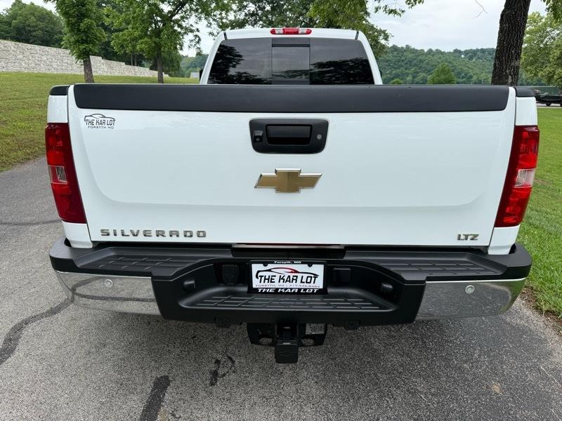Chevrolet Silverado 3500HD LTZ Crew Cab  4WD 2011