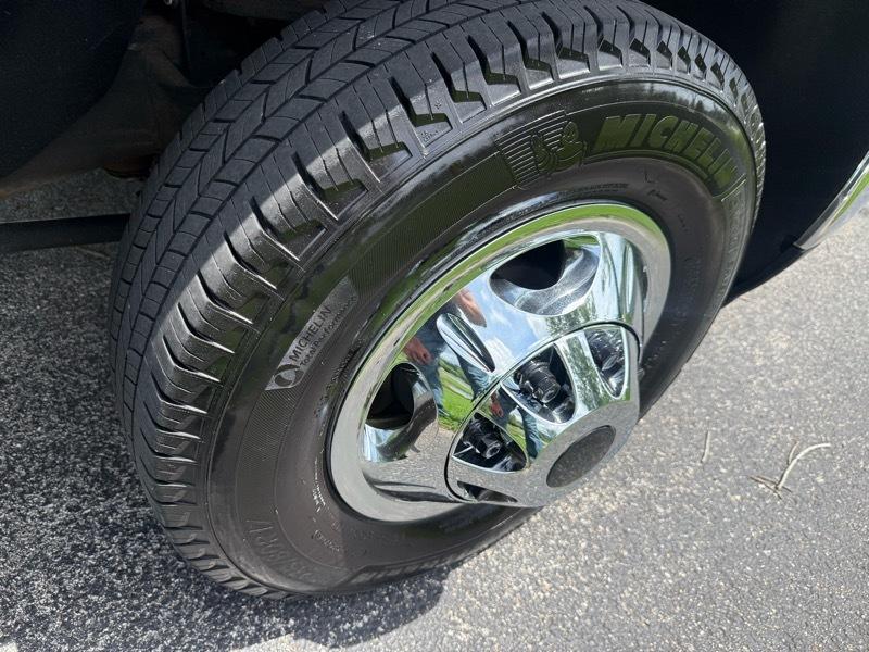 Chevrolet Silverado 3500HD LT Crew Cab 4WD 2024
