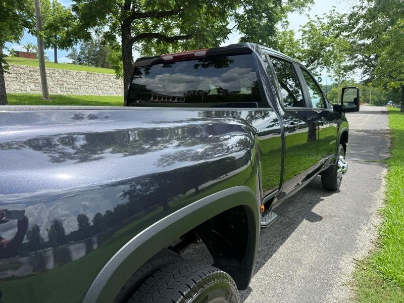 Chevrolet Silverado 3500HD LT Crew Cab 4WD 2024