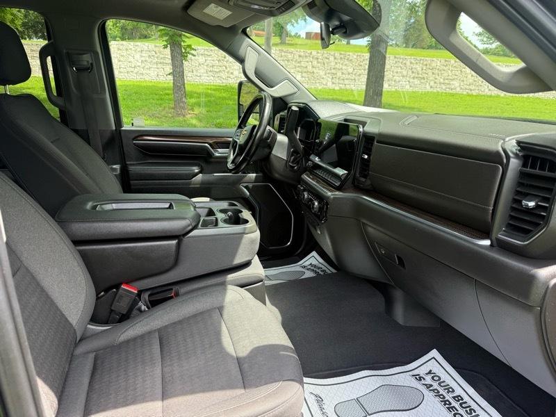 Chevrolet Silverado 3500HD LT Crew Cab 4WD 2024