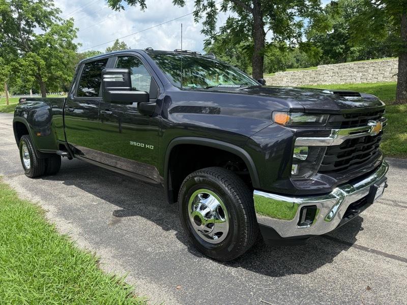 Chevrolet Silverado 3500HD LT Crew Cab 4WD 2024