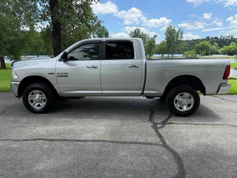 RAM 2500 SLT Crew Cab SWB 4WD 2017