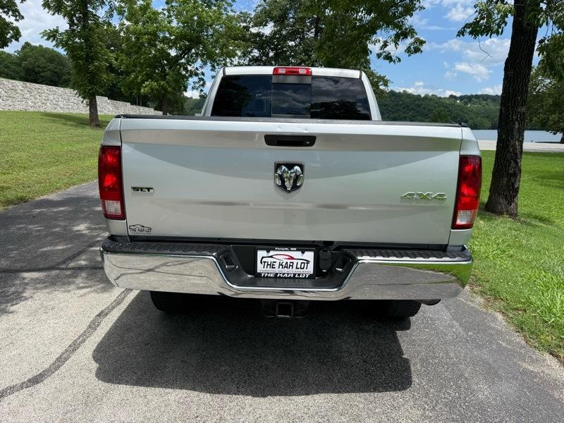 RAM 2500 SLT Crew Cab SWB 4WD 2017