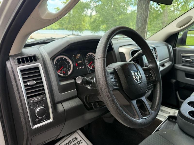 RAM 2500 SLT Crew Cab SWB 4WD 2017