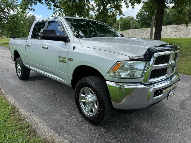 RAM 2500 SLT Crew Cab SWB 4WD 2017