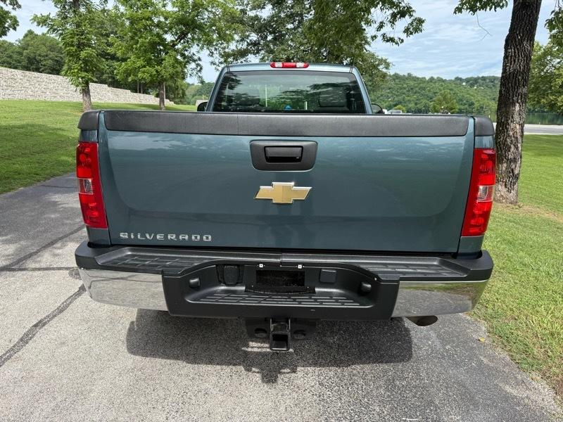 Chevrolet Silverado 2500HD Work Truck Long Box 4WD 2011