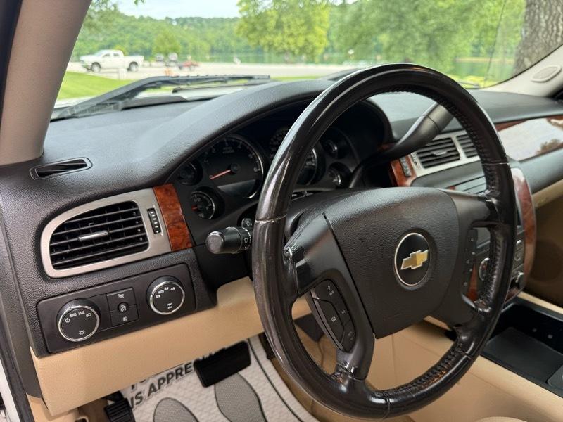 Chevrolet Silverado 1500 LTZ Crew Cab 4WD 2008