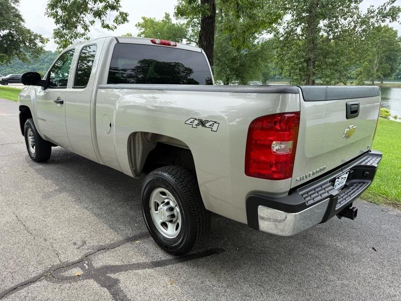 Chevrolet Silverado 2500HD Work Truck Ext. Cab Std. Box 4WD 2008