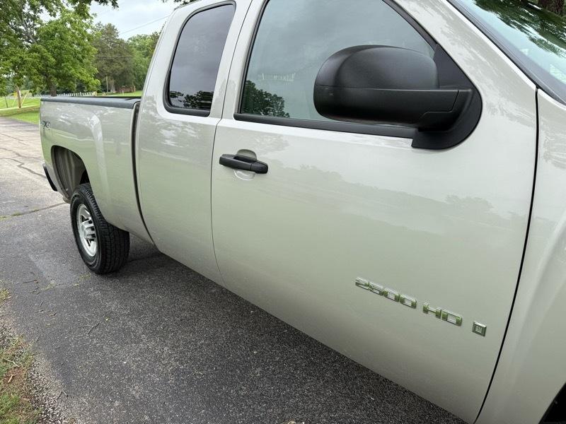 Chevrolet Silverado 2500HD Work Truck Ext. Cab Std. Box 4WD 2008