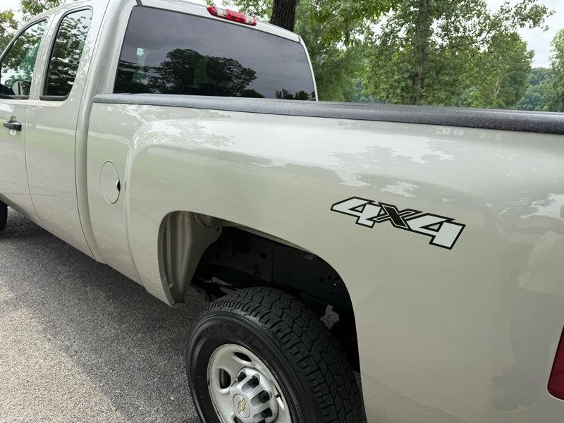 Chevrolet Silverado 2500HD Work Truck Ext. Cab Std. Box 4WD 2008