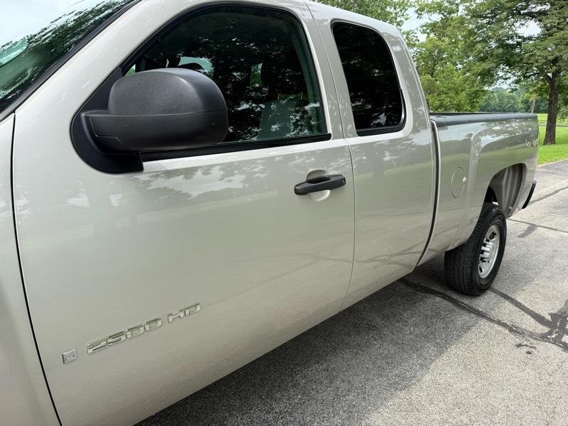 Chevrolet Silverado 2500HD Work Truck Ext. Cab Std. Box 4WD 2008