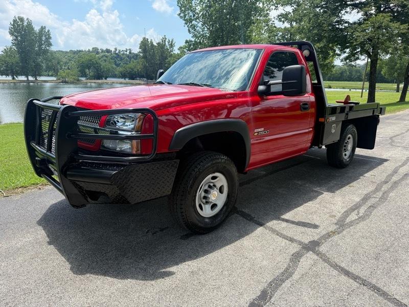 Chevrolet Silverado 2500HD Work Truck Long Bed 4WD 2004
