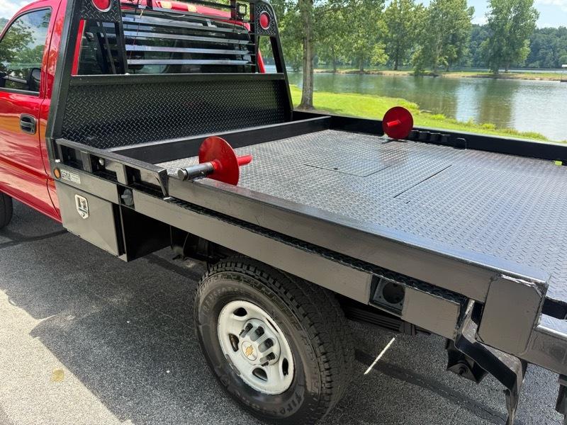 Chevrolet Silverado 2500HD Work Truck Long Bed 4WD 2004