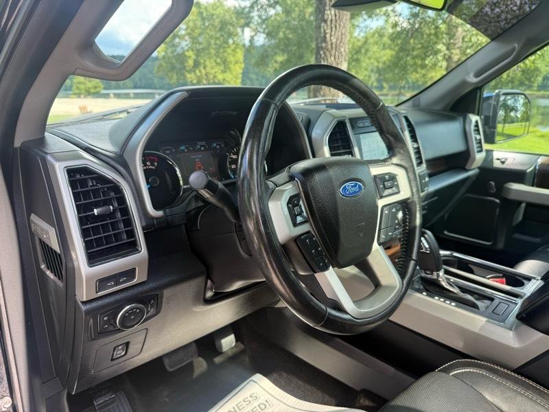 Ford F-150 Lariat SuperCrew 6.5-ft. Bed 4WD 2017