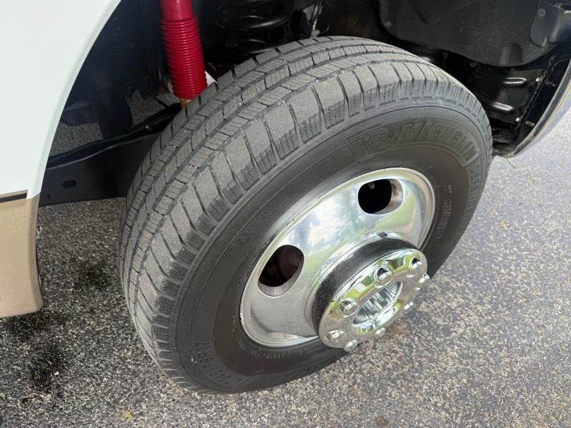 Ford F-350 SD Lariat Crew Cab LWB DRW 4WD 2014