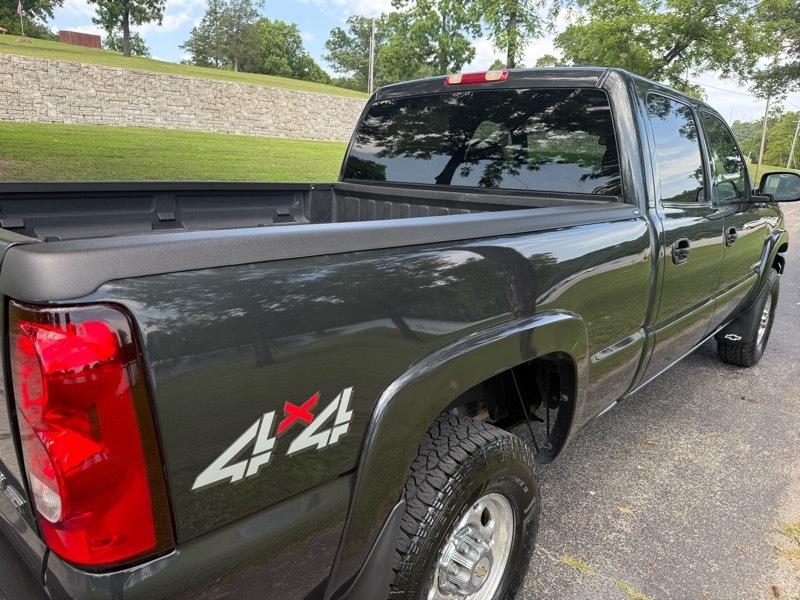 Chevrolet Silverado 2500HD Crew Cab Short Bed 4WD 2003