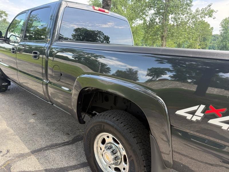Chevrolet Silverado 2500HD Crew Cab Short Bed 4WD 2003