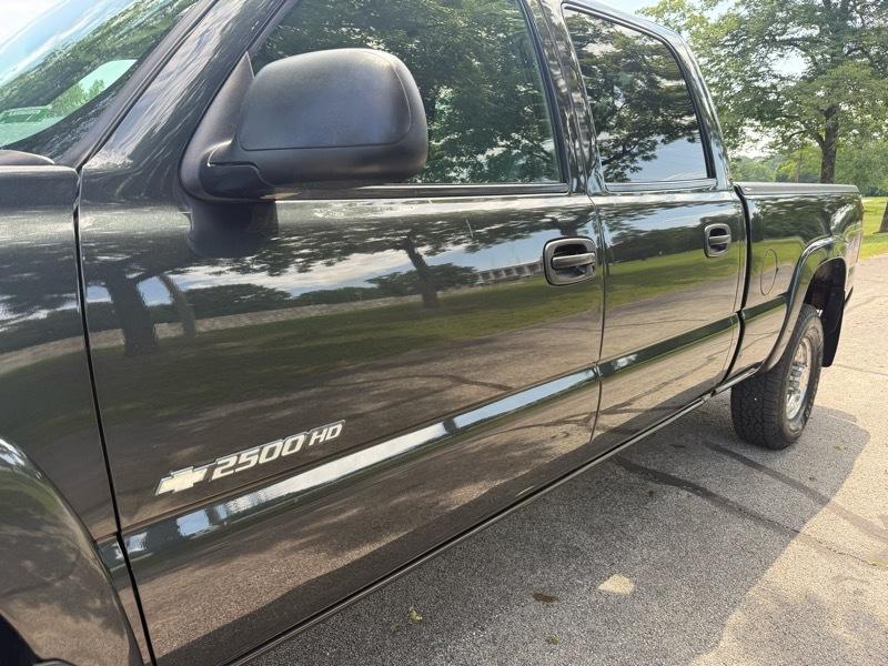 Chevrolet Silverado 2500HD Crew Cab Short Bed 4WD 2003