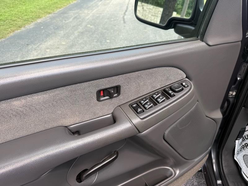 Chevrolet Silverado 2500HD Crew Cab Short Bed 4WD 2003