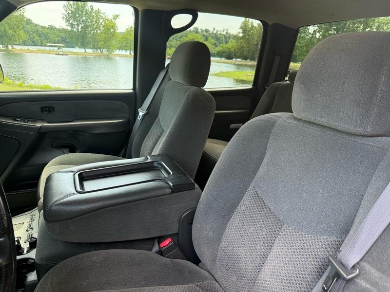 Chevrolet Silverado 2500HD Crew Cab Short Bed 4WD 2003