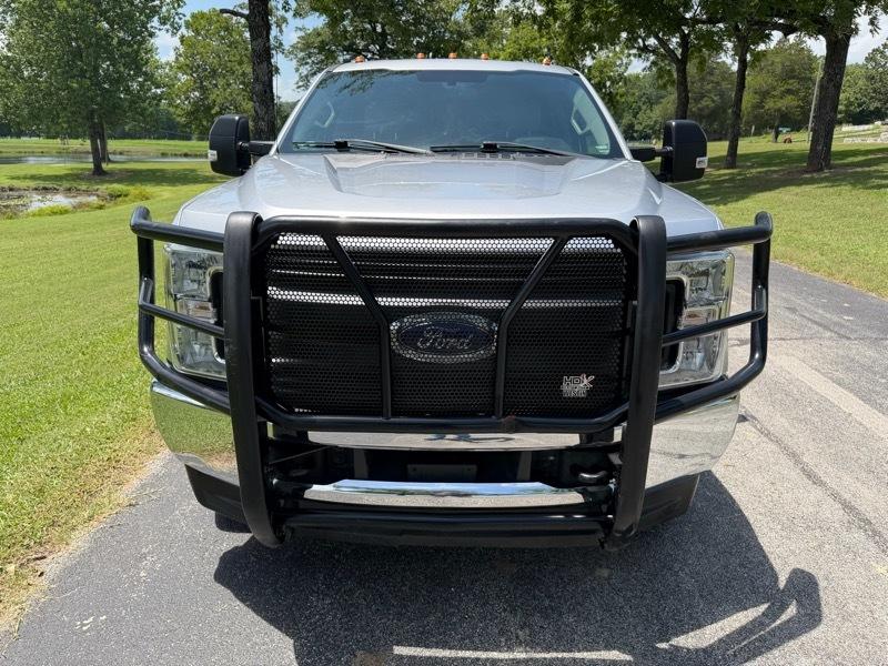 Ford F-350 SD XL Crew Cab Long Bed DRW 4WD 2018