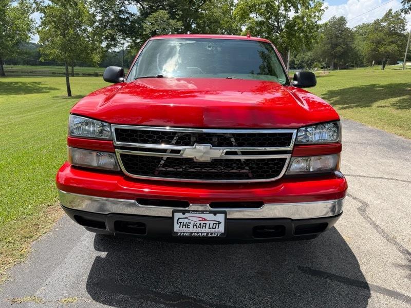 Chevrolet Silverado 1500 LS Crew Cab 4WD 2006