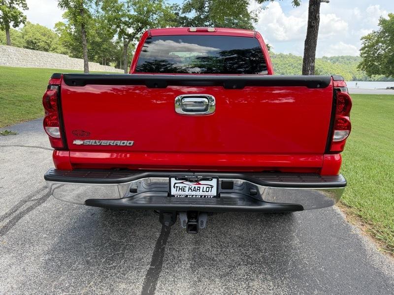 Chevrolet Silverado 1500 LS Crew Cab 4WD 2006