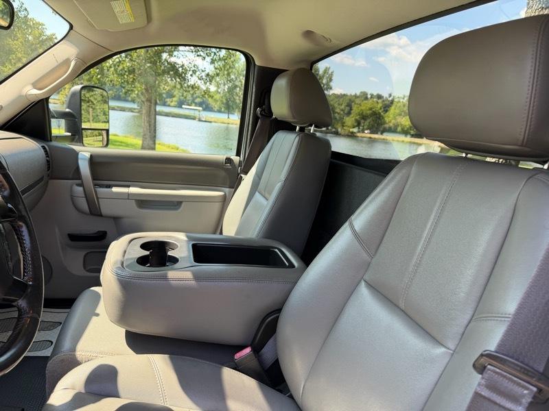 Chevrolet Silverado 3500HD Work Truck Long Box 4WD 2013