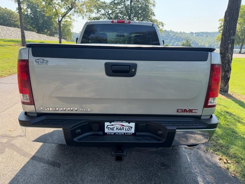 GMC Sierra 2500HD  2009