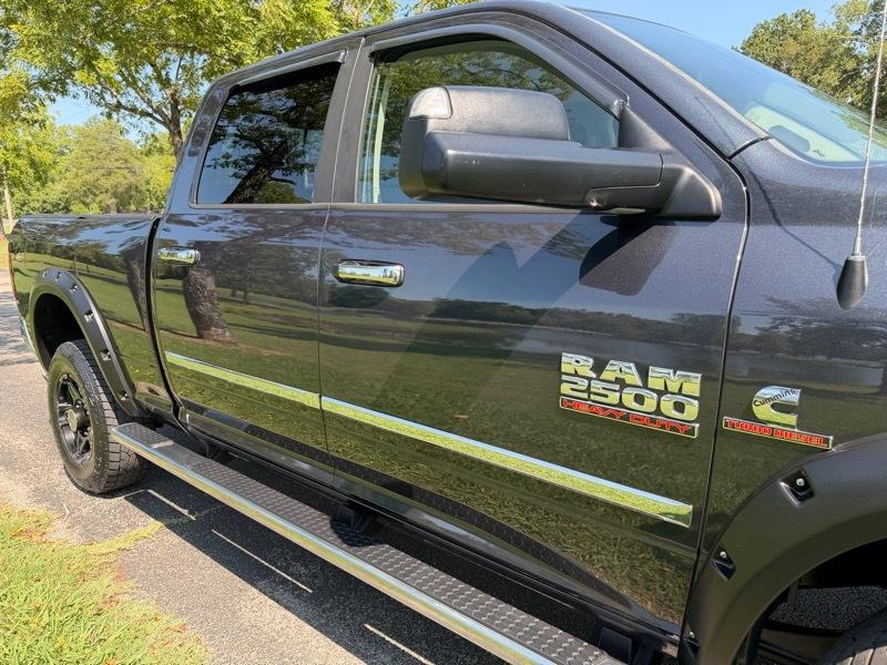 RAM 2500 SLT Crew Cab SWB 4WD 2015