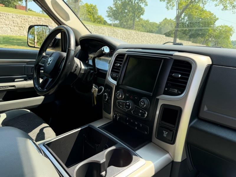 RAM 2500 SLT Crew Cab SWB 4WD 2015