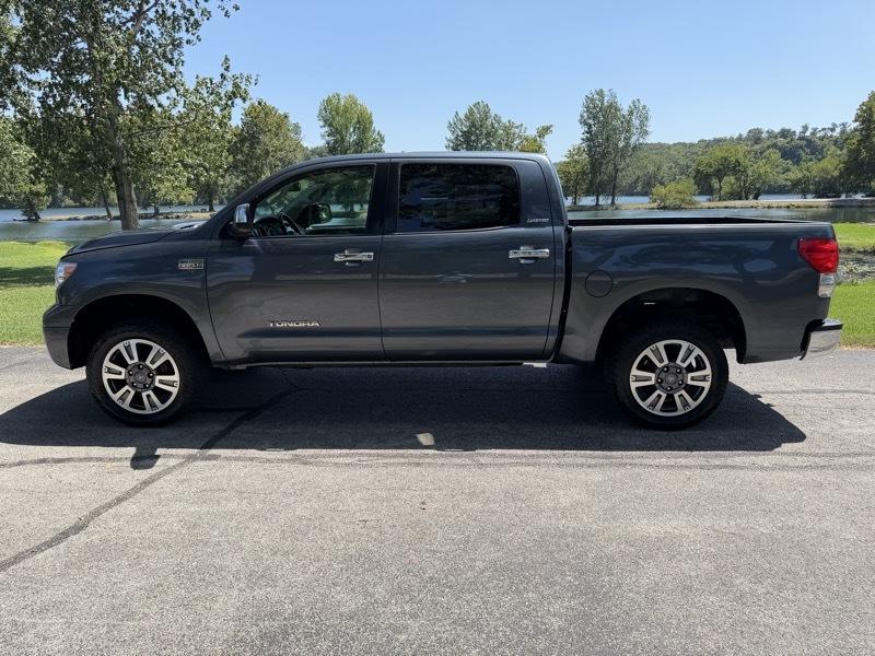 Toyota Tundra Limited CrewMax 5.7L 4WD 2008