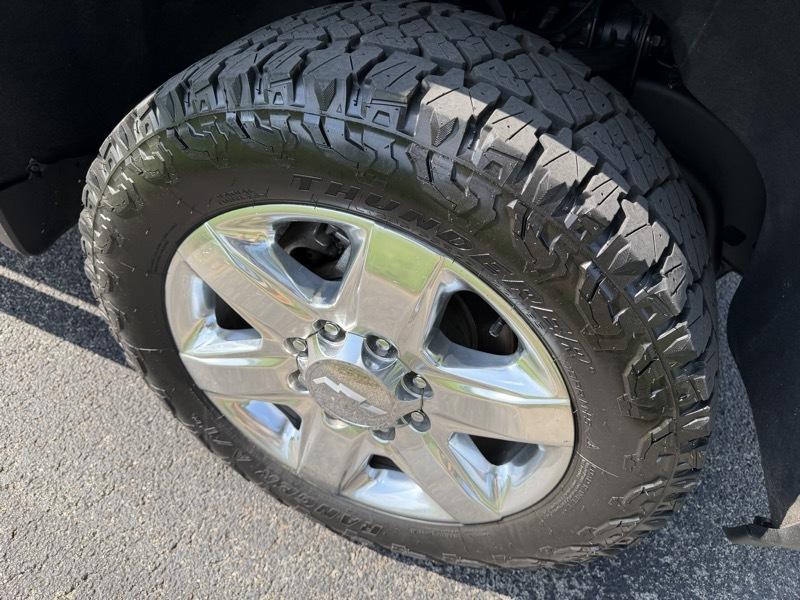 Chevrolet Silverado 2500HD Work Truck Double Cab Short Box 4WD 2024
