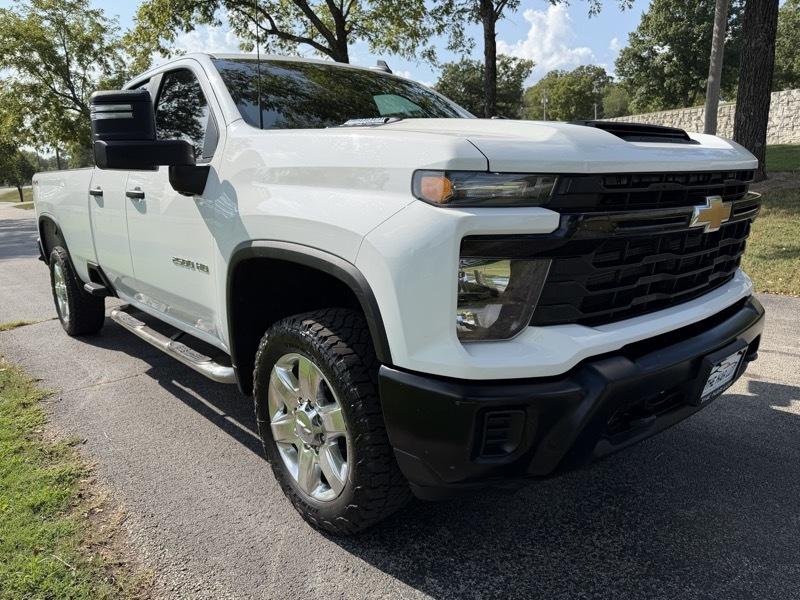 Chevrolet Silverado 2500HD Work Truck Double Cab Short Box 4WD 2024