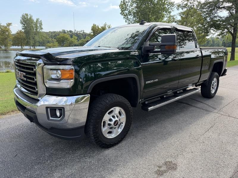 GMC Sierra 2500HD SLE Crew Cab 4WD 2015