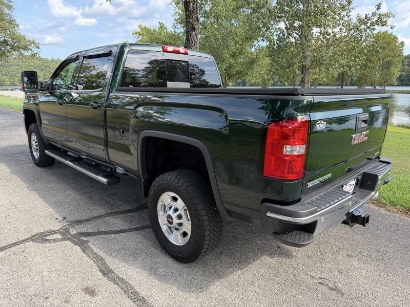 GMC Sierra 2500HD SLE Crew Cab 4WD 2015
