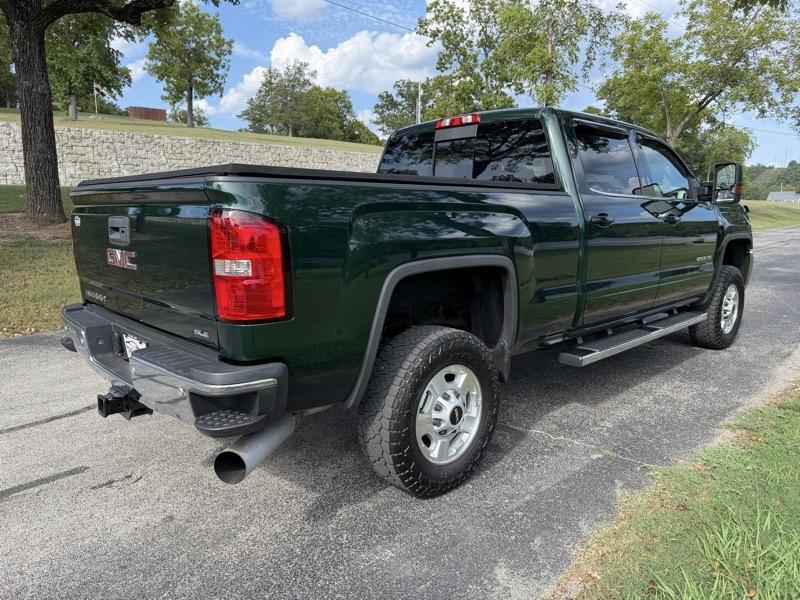 GMC Sierra 2500HD SLE Crew Cab 4WD 2015