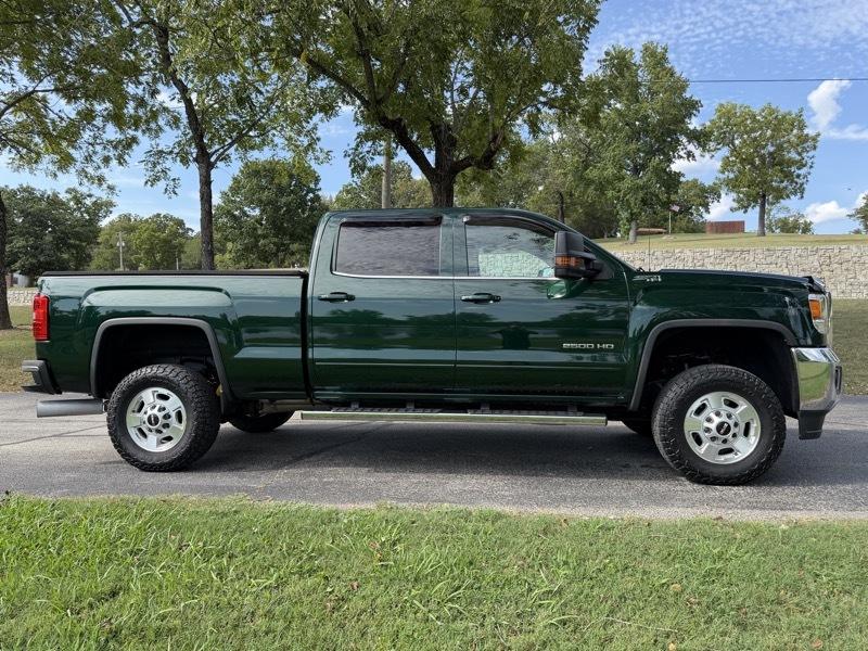 GMC Sierra 2500HD SLE Crew Cab 4WD 2015