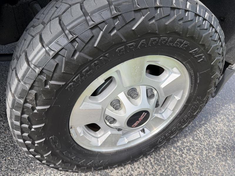 GMC Sierra 2500HD SLE Crew Cab 4WD 2015