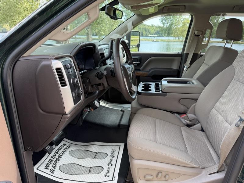 GMC Sierra 2500HD SLE Crew Cab 4WD 2015