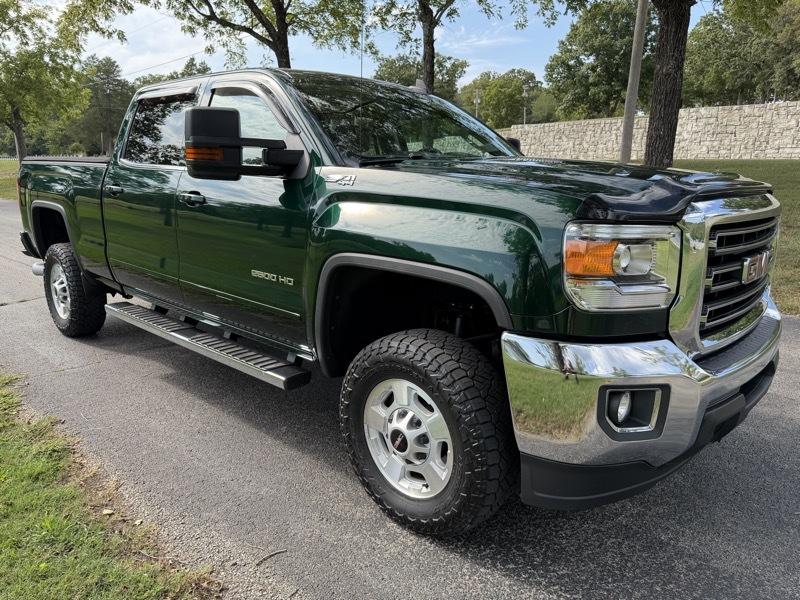 GMC Sierra 2500HD SLE Crew Cab 4WD 2015