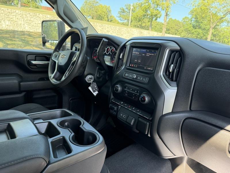 Chevrolet Silverado 2500HD Custom Crew Cab Short Box 4WD 2023