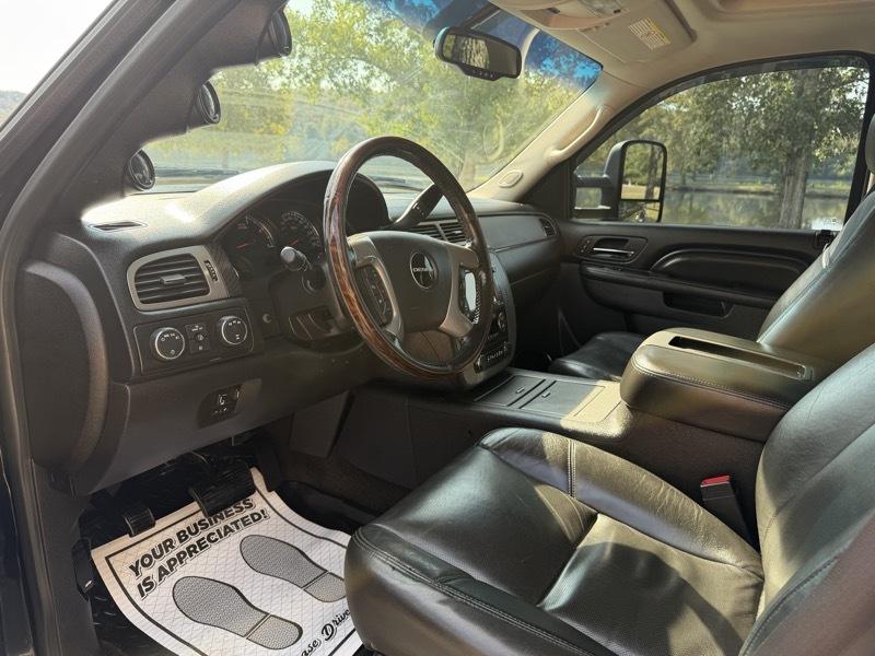 GMC Sierra 2500HD Denali Crew Cab 4WD 2014