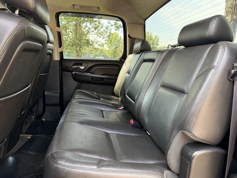 GMC Sierra 2500HD Denali Crew Cab 4WD 2014