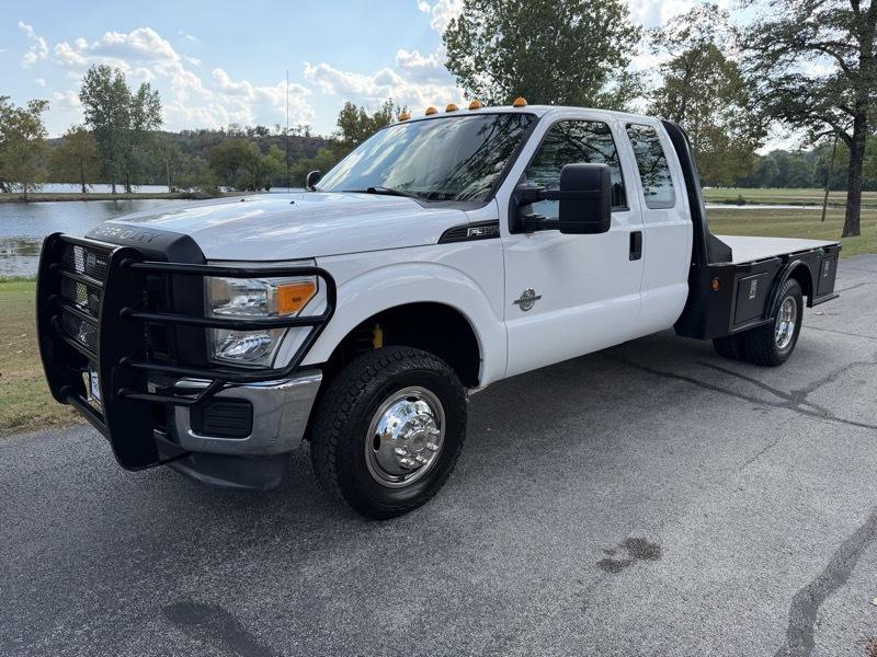 Ford F-350 SD XL SuperCab Long Bed DRW 4WD 2012